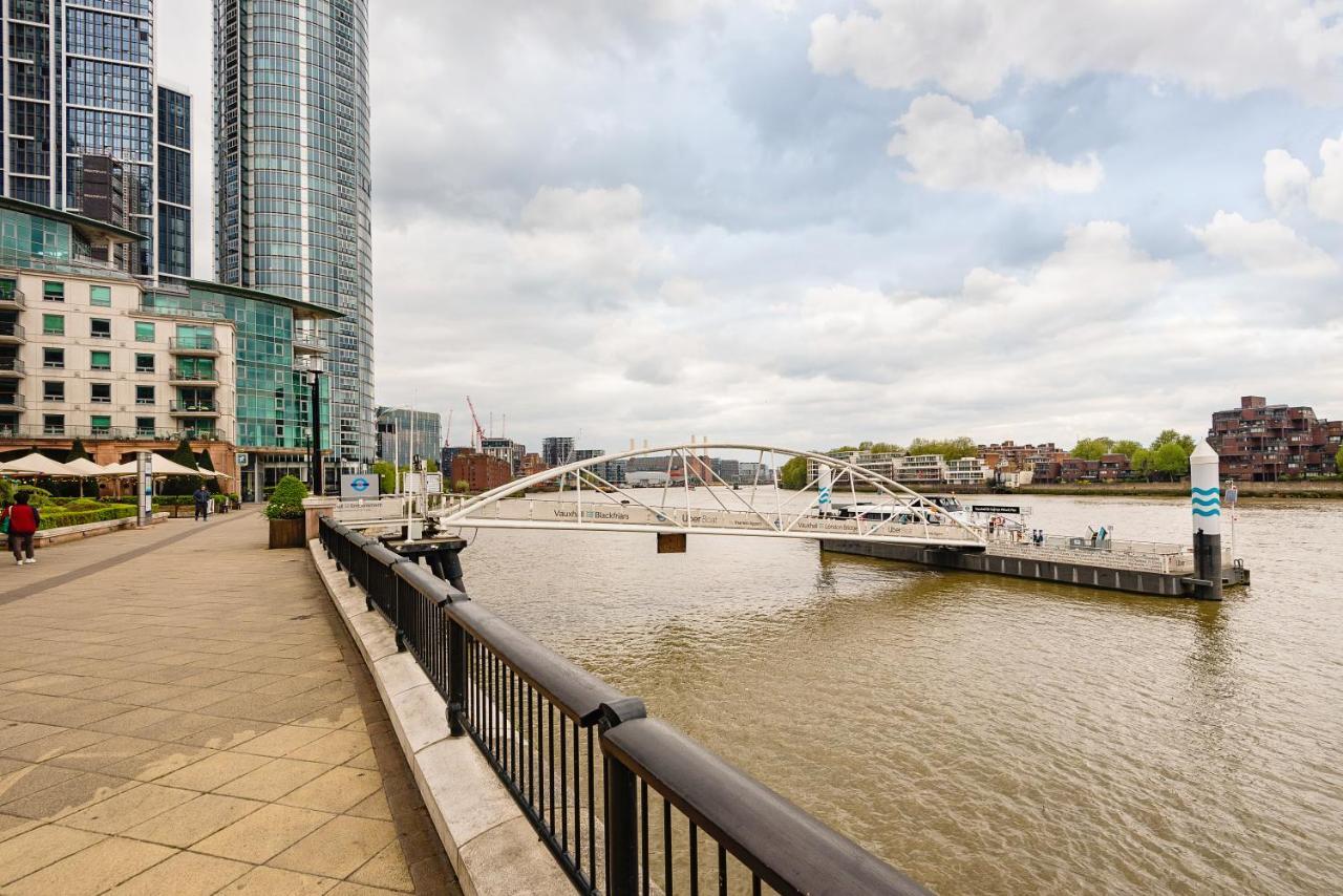 Riverside 2-Bedroom Apartments Londra Esterno foto